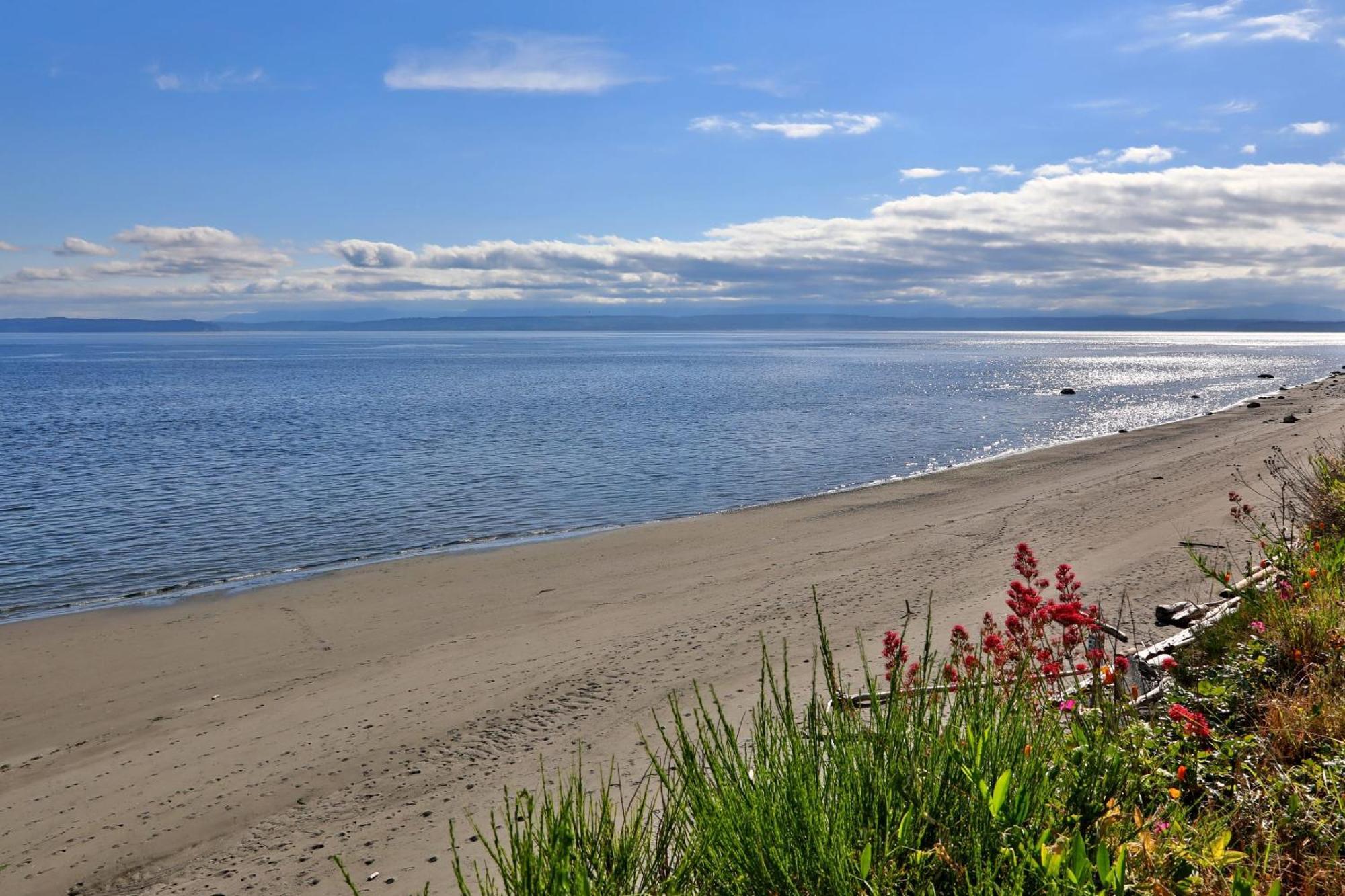 Mutiny Bay Condo By Avantstay Walk To The Beach Freeland Exterior foto